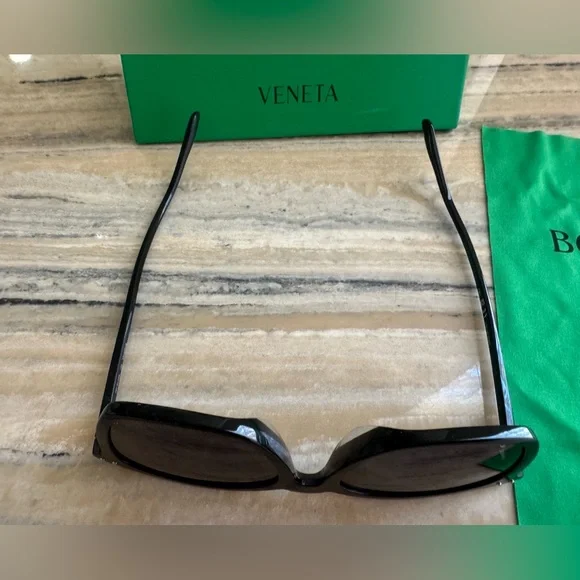 Brand New BOTTEGA VENETA unisex sunglasses BV0251SA